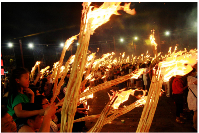 彝族火把节的来历和传说和风俗简介（彝族火把节是几月几日）