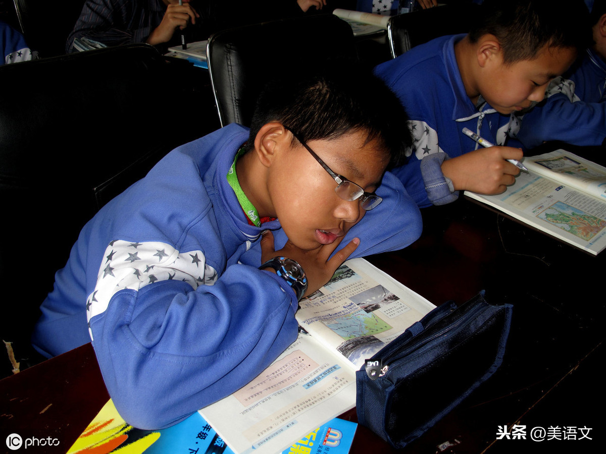 那一次的忐忑不安作文600字(小学优秀满分范文带标题和评语)-小学作文-电子课本网 那一次的忐忑不安作文600字(小学优秀满分范文带标题和评语)-小学作文