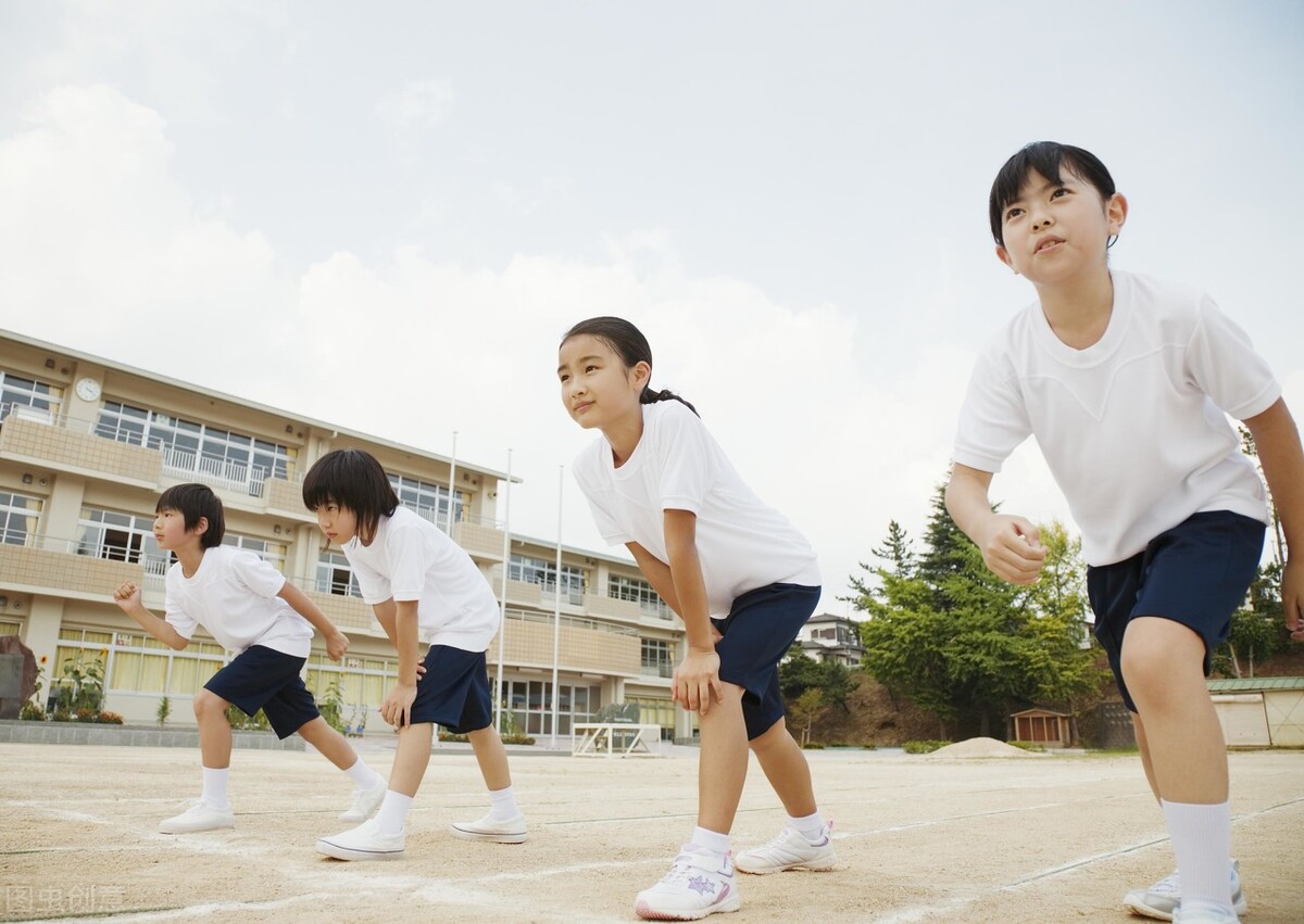 小学满分作文《让我为自己鼓一次掌》人生如赛场，胜利由我闯