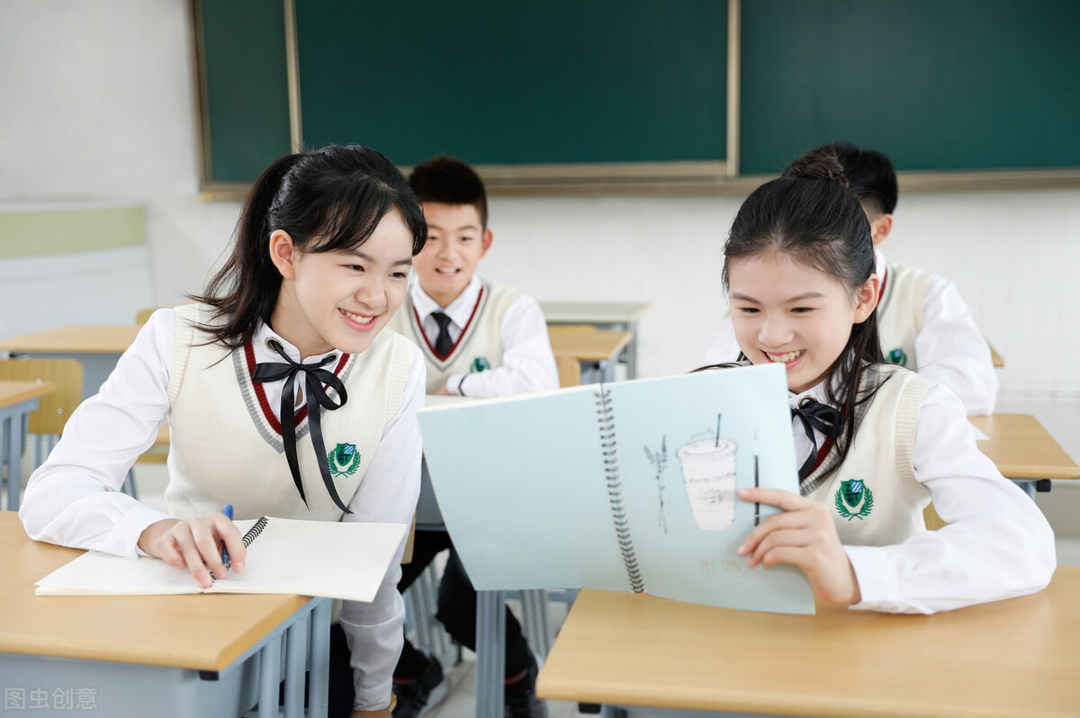同学们应该明白,所有学习偷的懒,都会变成将来狠狠打脸的巴掌