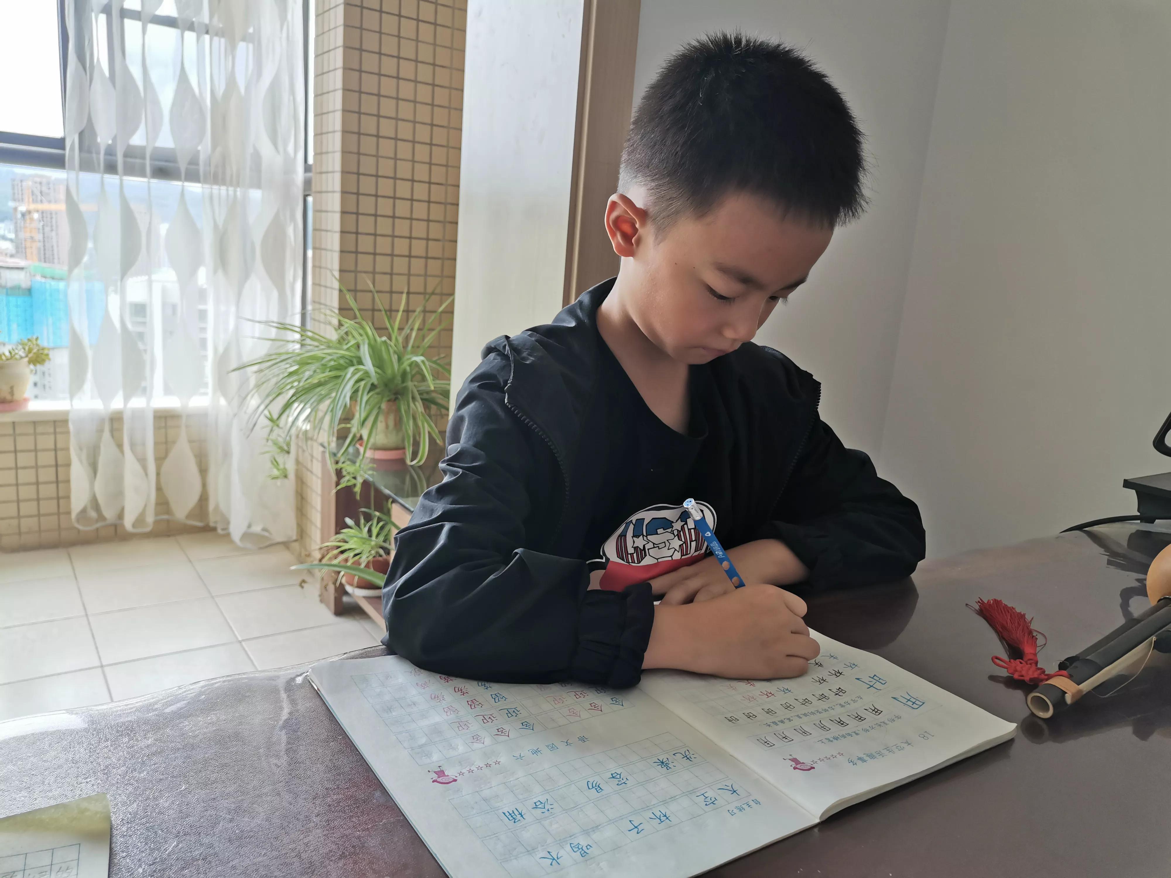 春天的作文200字优秀精选范文