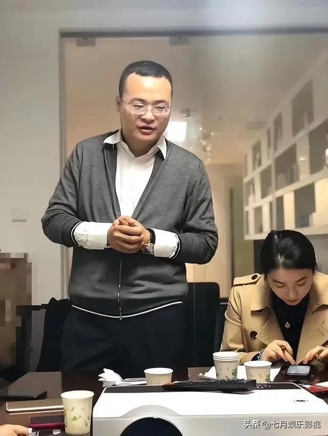 老倪膏药创始人倪海杉个人简介（倪海杉到底是做什么的）