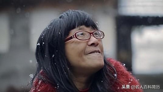 余秀华个人资料及简历(余秀华最好的十三首诗经典名句)