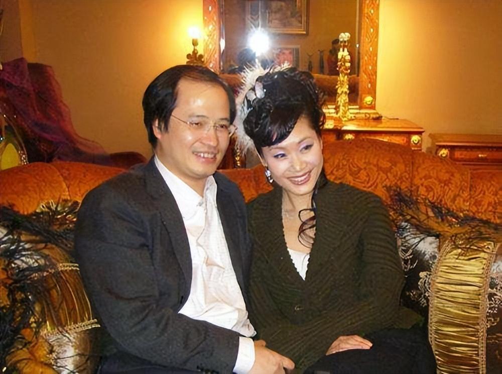 于文华个人资料简介图片(歌唱家于文华老家是哪里)