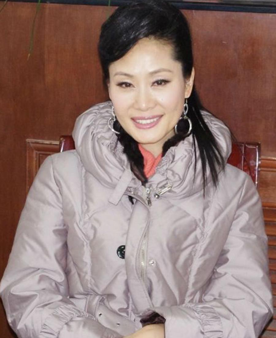 于文华个人资料简介图片(歌唱家于文华老家是哪里)