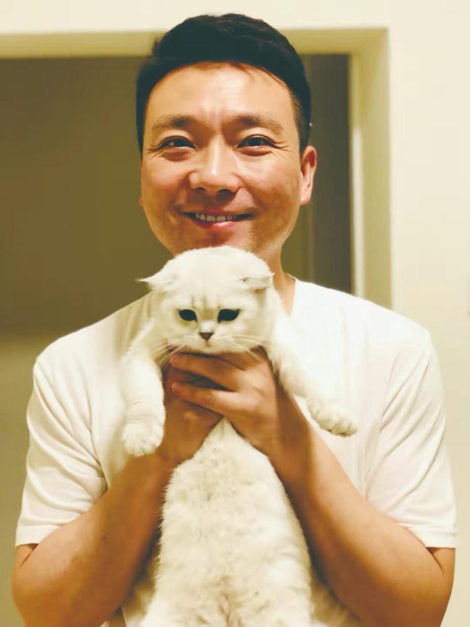 康辉个人资料简介（康辉有孩子吗）