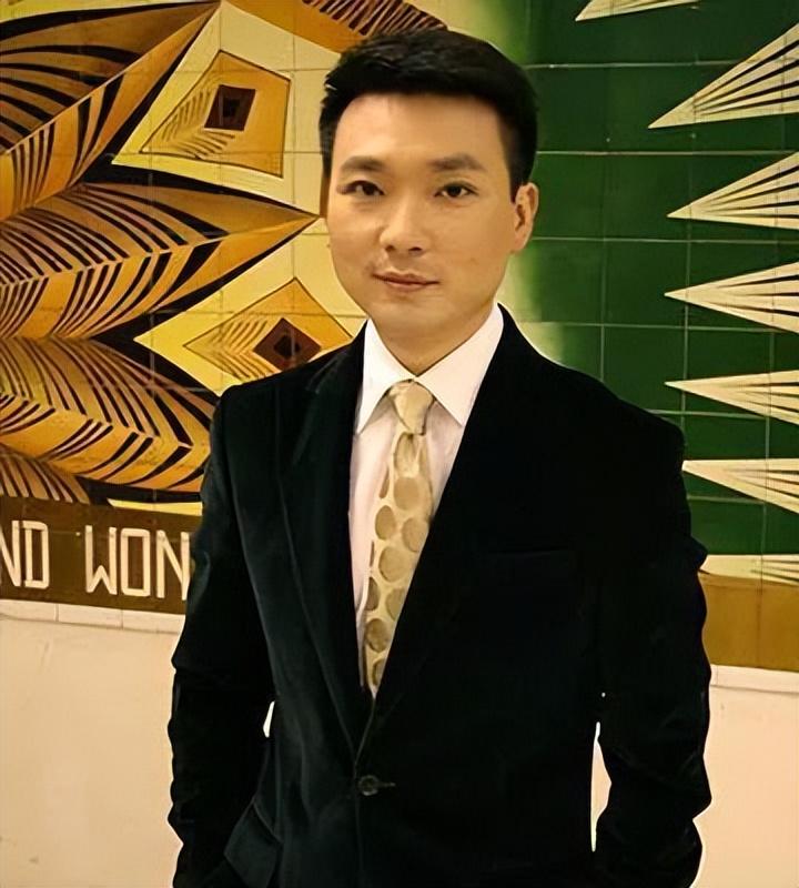 康辉个人资料简介（康辉有孩子吗）