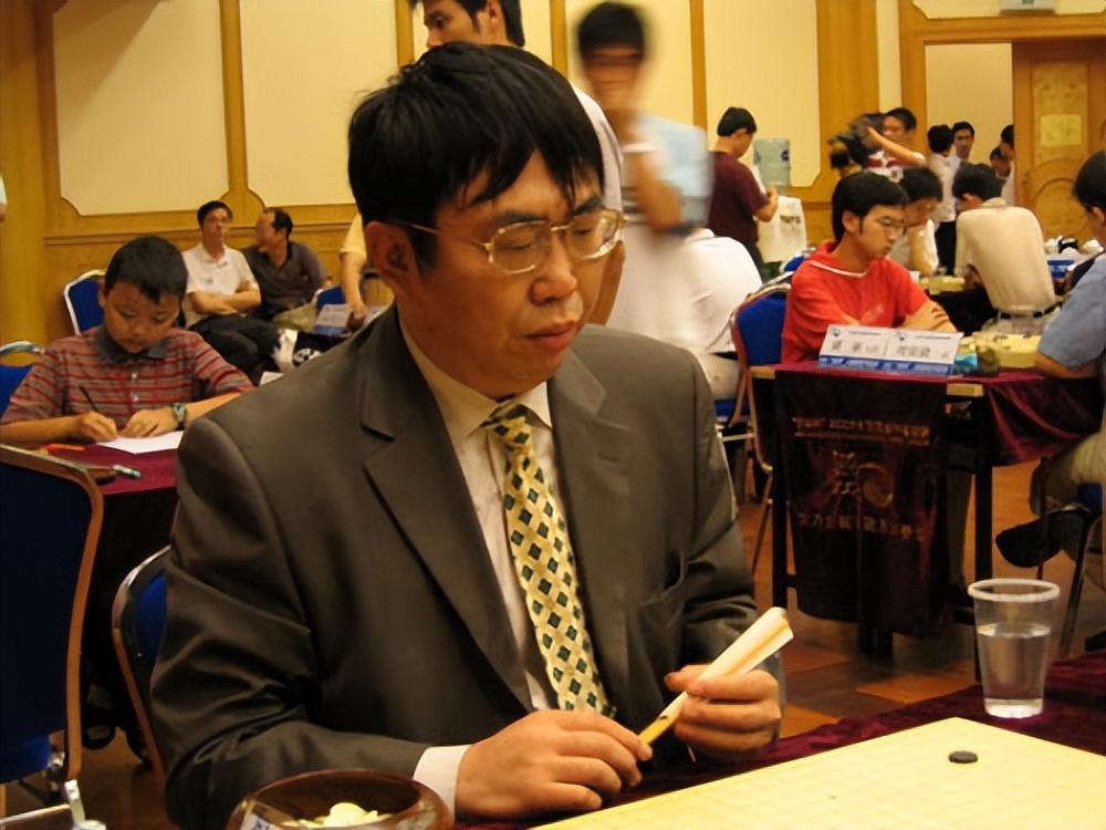 围棋聂卫平简介资料图片大全（聂卫平是怎么成为围棋选手的）