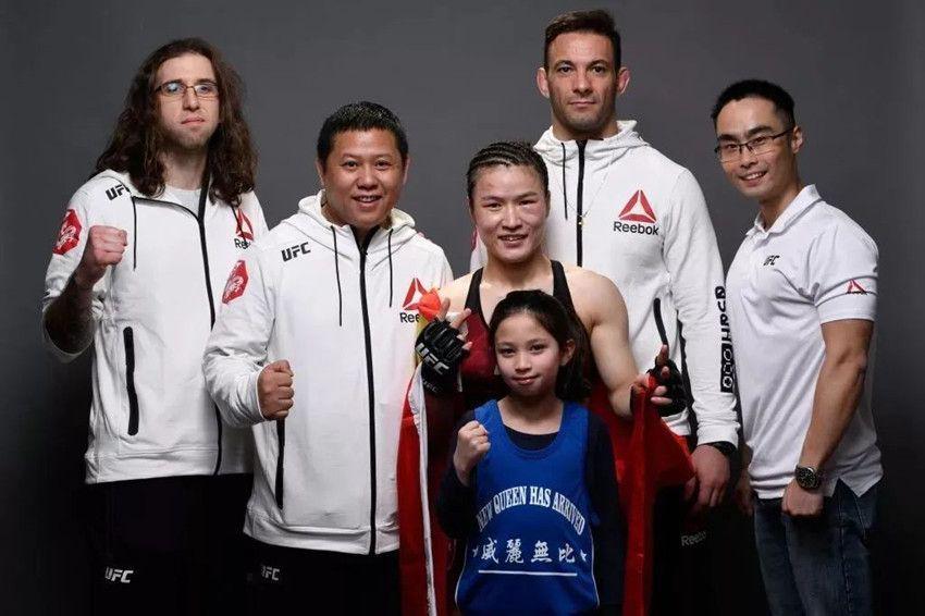 张伟丽重夺UFC冠军（ufc张伟丽个人资料简介）