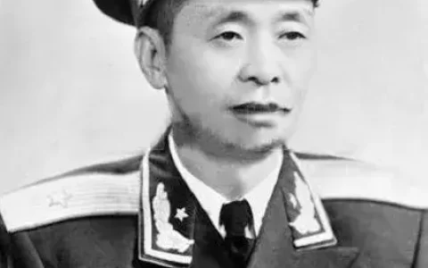 甘祖昌甘将军简介（甘祖昌甘将军的家乡在哪儿）