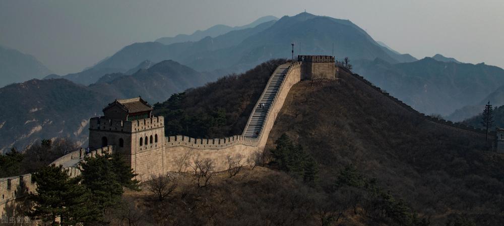 长城简介和历史背景（中国长城简短介绍和基本现状）