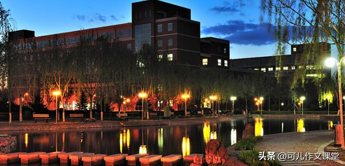 校园的一角作文600字初中习作（校园的一角）