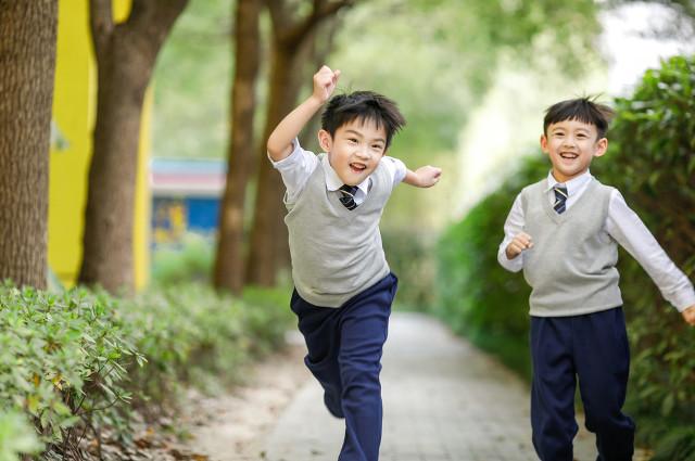 他伤心了作文300字小学习作《他伤心了》