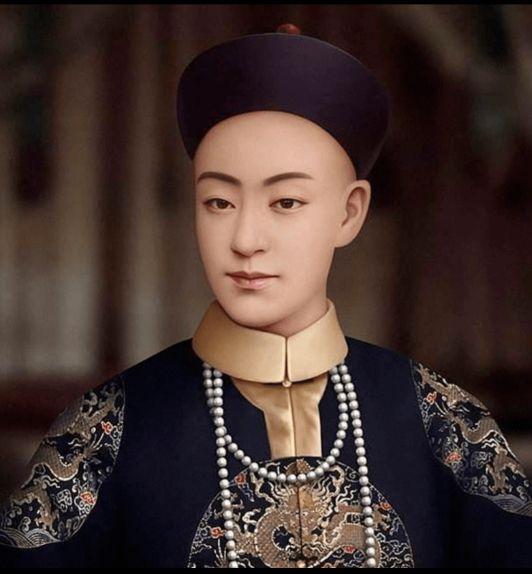 清朝历代皇帝列表，清朝12位君主