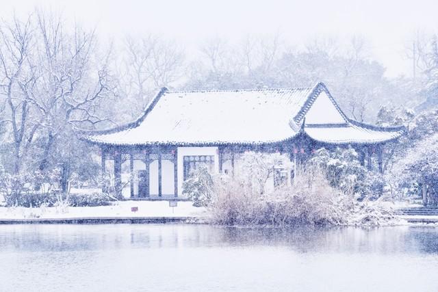 张岱湖心亭看雪（写出了最传神的雪景）