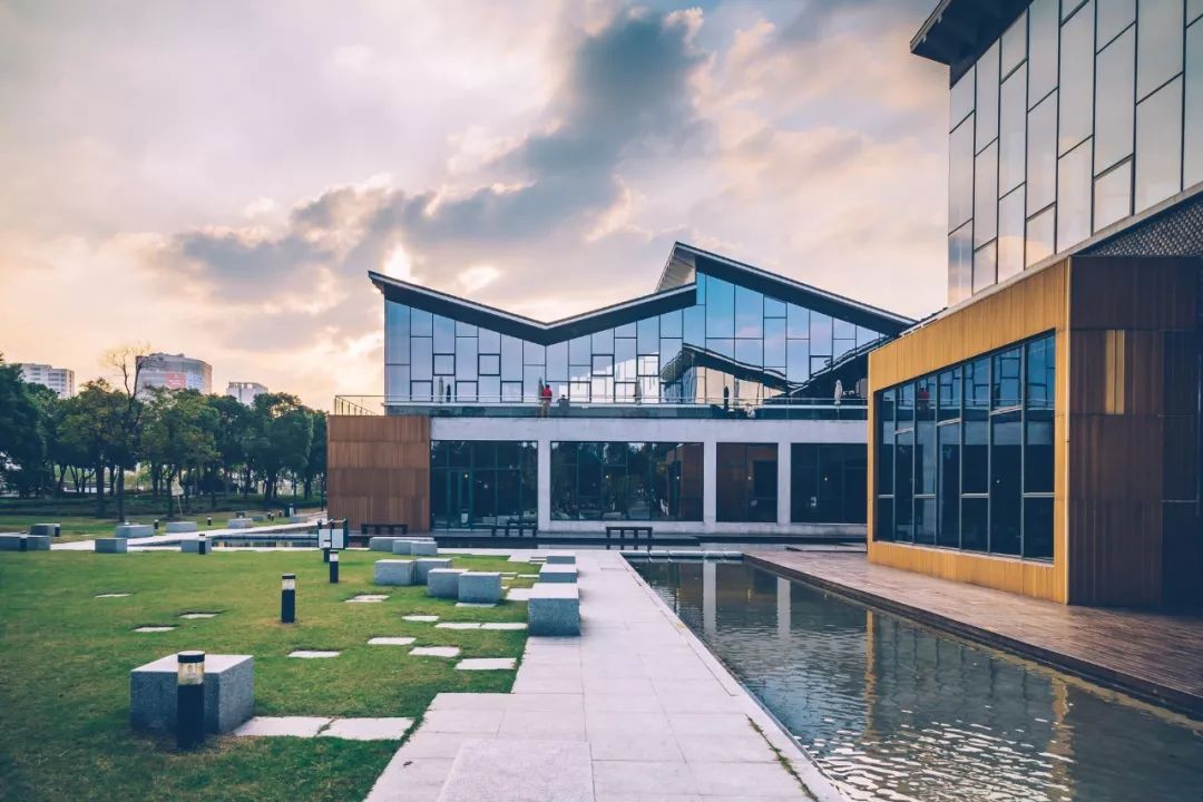 关于学习的诗句9首，珍惜光阴，好好学习