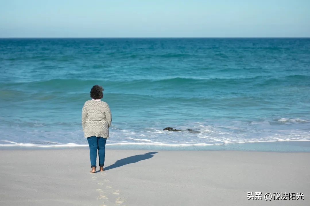 关于母爱的诗句10首，致敬伟大母爱