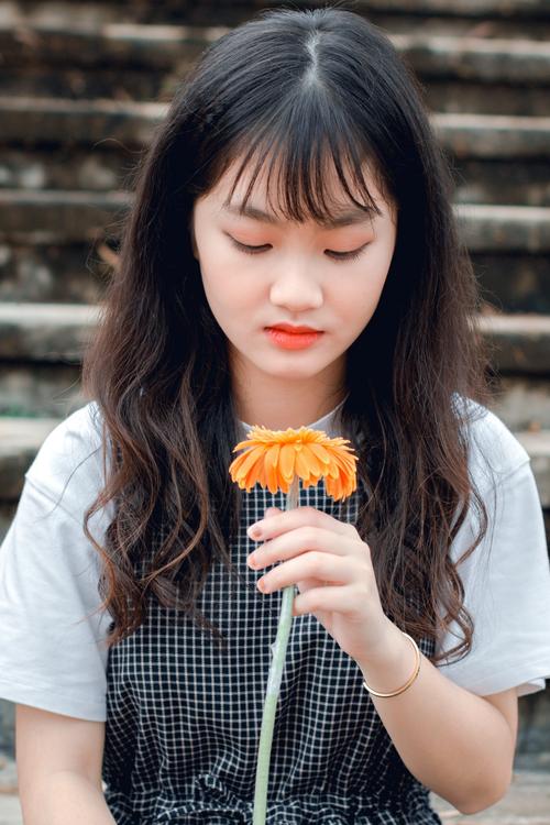 最打动女孩子表白的话24句，打动女生的心!