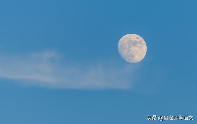 月亮为题的作文600字初中习作(月亮)