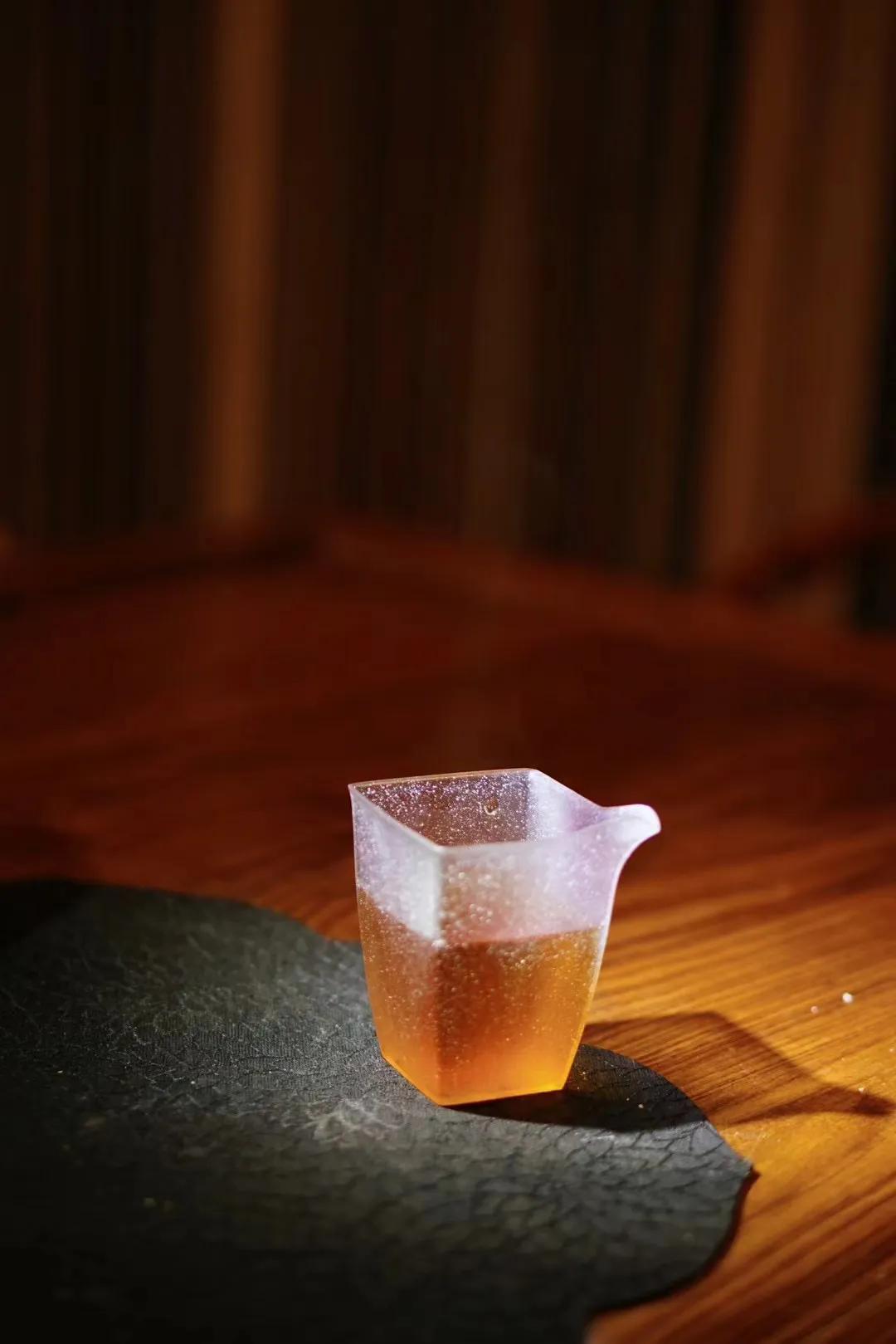 一人一茶一心境的句子20句，拥一份喜悦，快乐向前