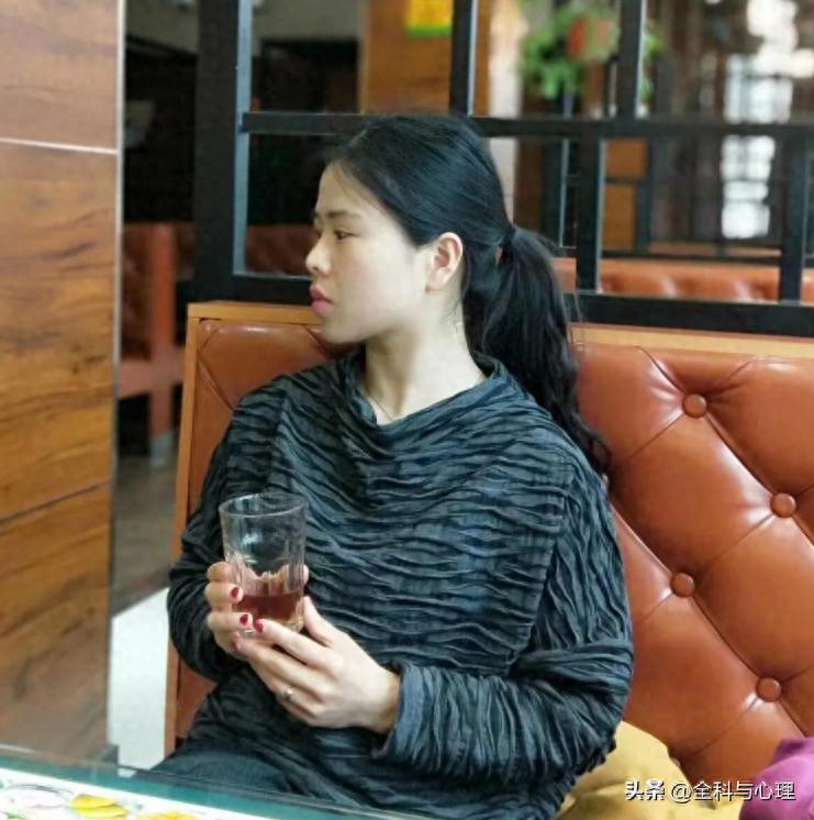 赞美女人的句子12句，让爱与感动流淌!