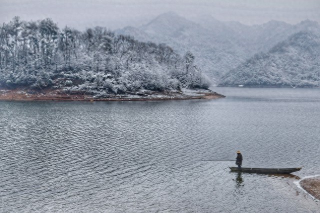 冬天的诗句20句，每一句都好美!