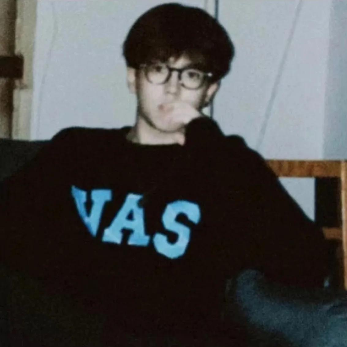 五四青年节文案短句30句，青春当燃，青年无畏