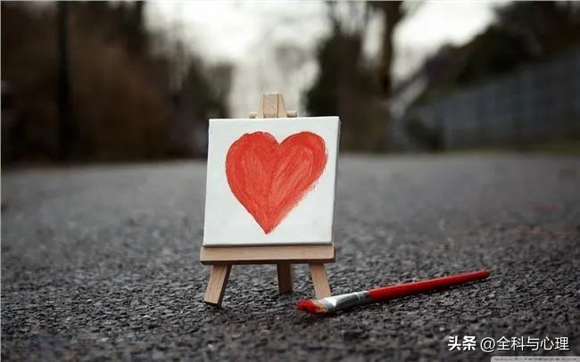 有内涵的爱情句子简短20句，句句惊艳了时光