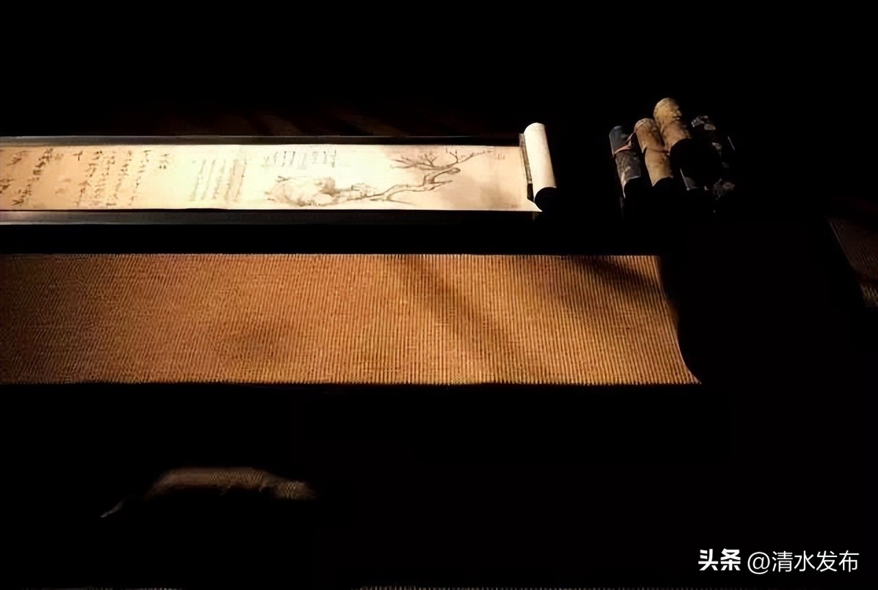 关于读书的诗句10首，唯有书香最醉人