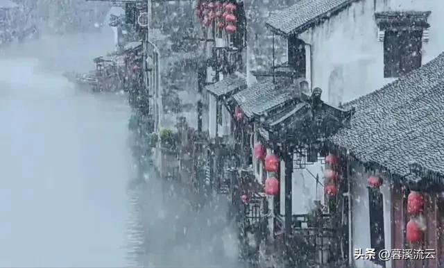 赞美冬雪的诗句10首，雪落无声，美如画卷