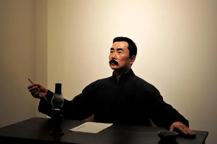 简短的名人名言100句，简短却触动人心