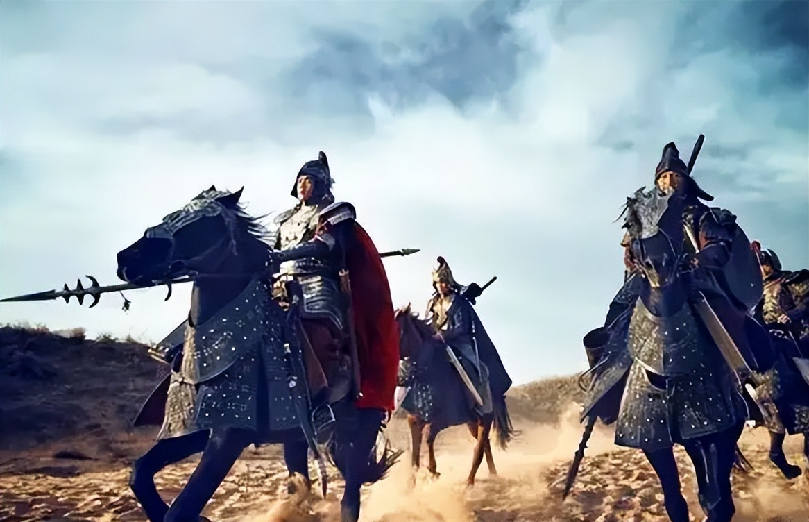 经典爱国诗句10首，字字珠玑，人生必读!