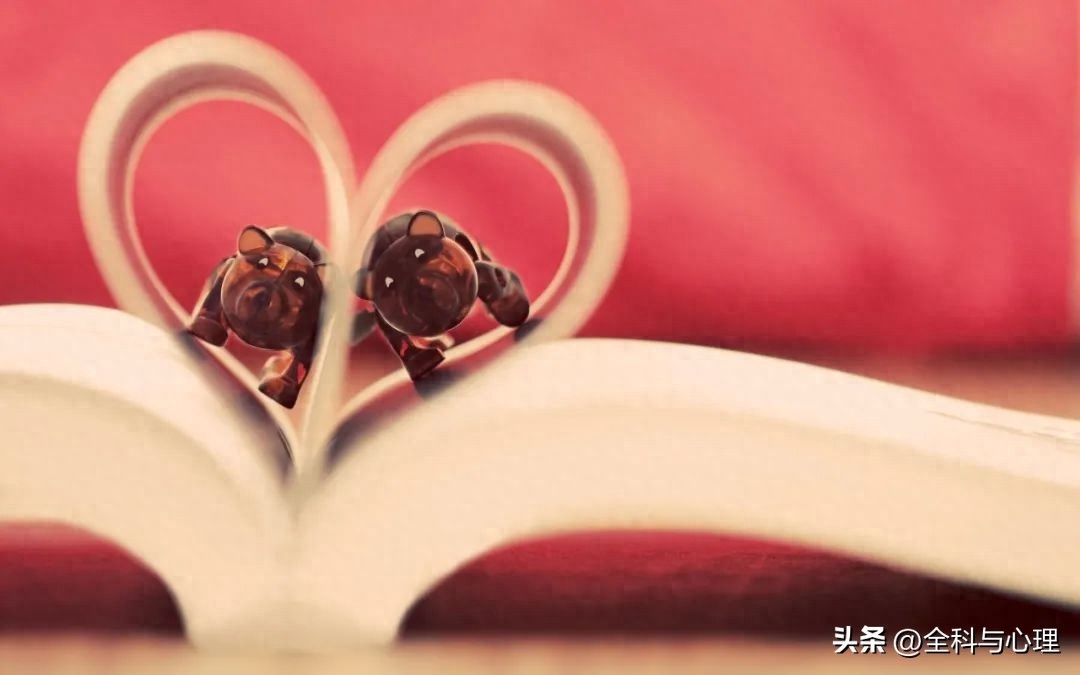 爱情感动人心的句子20句，句句直击心底，感动无数人!