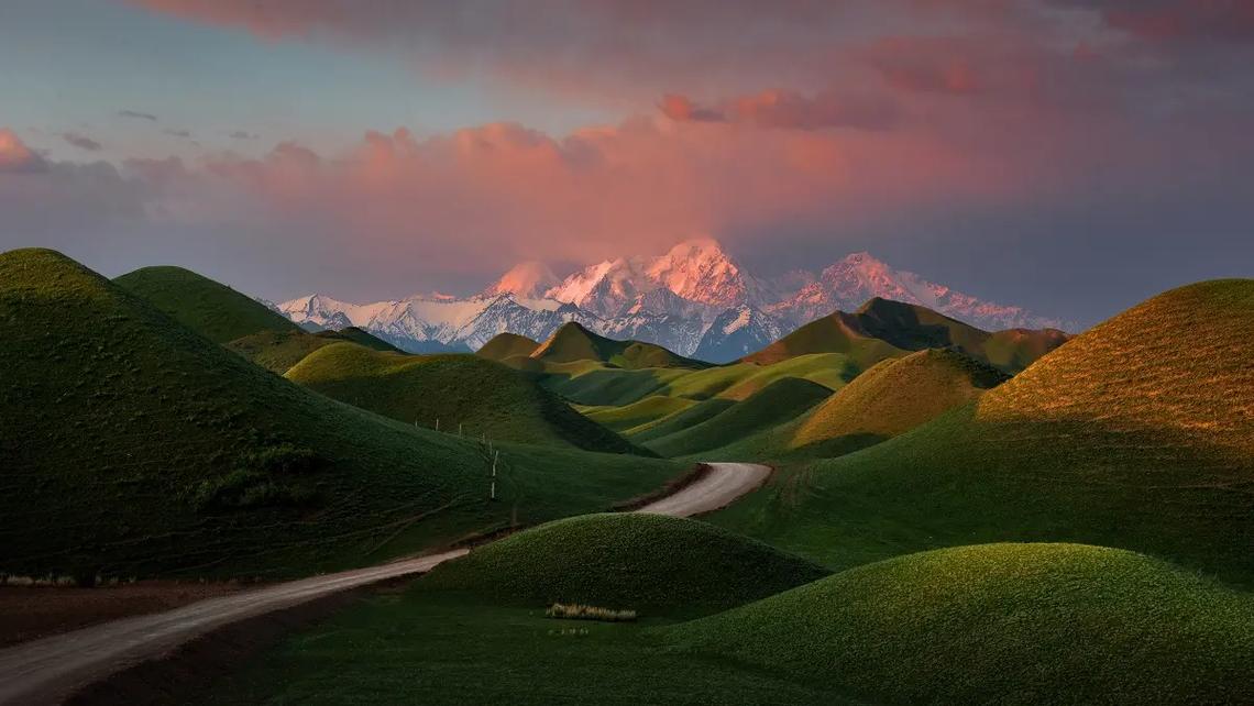 女朋友的生日祝福语17句，暖心而不俗气!