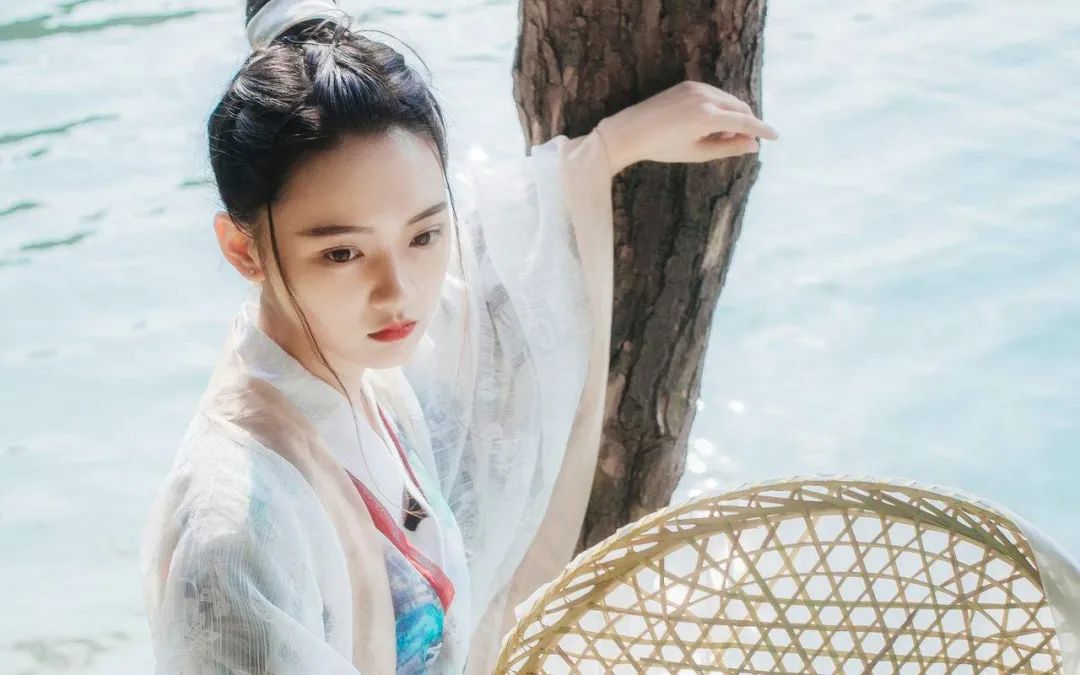 思念的诗句20句，句句思念入骨