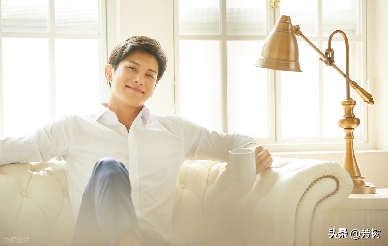 关于快乐的句子25句，风雨由天，快乐由己