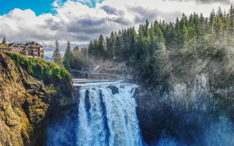 帮助别人的优美句子20句，读懂受用一生