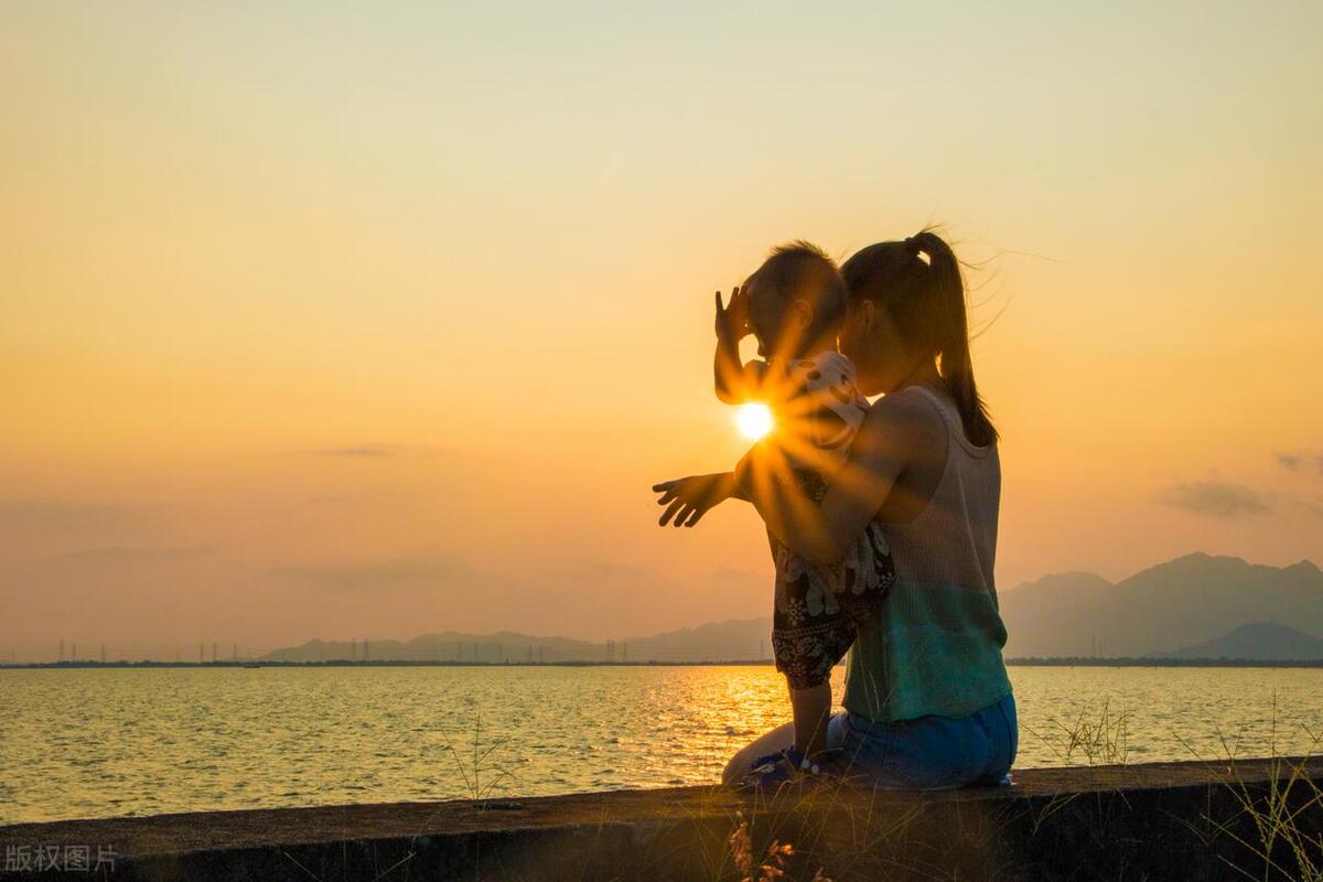 有关母亲的诗句11首，句句情真意切，温暖人心