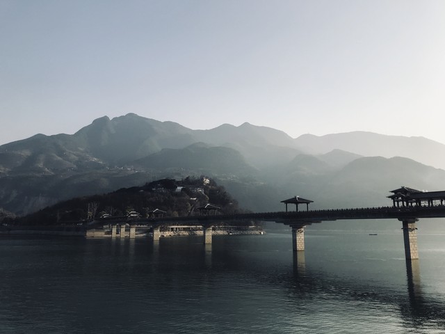 关于李白的诗10首（原文及赏析）