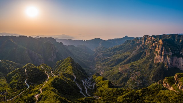 关于李白的诗10首（原文及赏析）