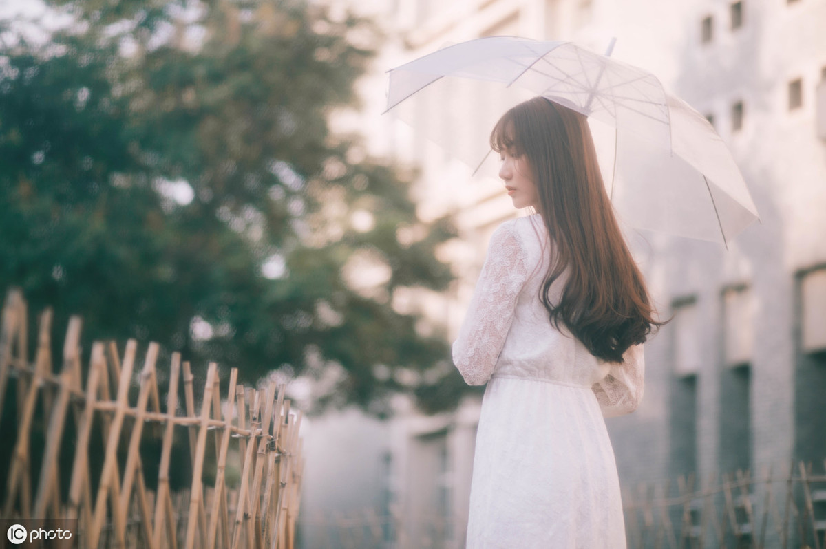 祝自己生日简单的话10句，一个人的生日，一个人的精彩