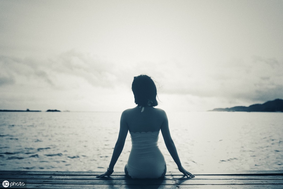 祝自己生日简单的话10句，一个人的生日，一个人的精彩