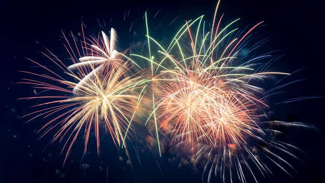 烟花的唯美句子20句，带你进入绚丽世界