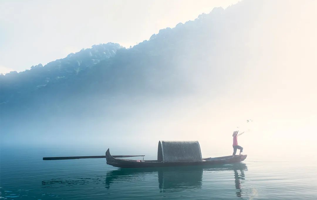 豪放的诗句12首，一生一定要读一次!