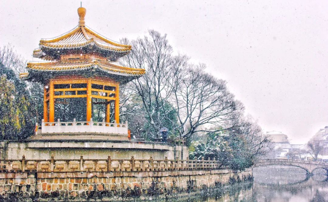 豪放的诗句12首，一生一定要读一次!