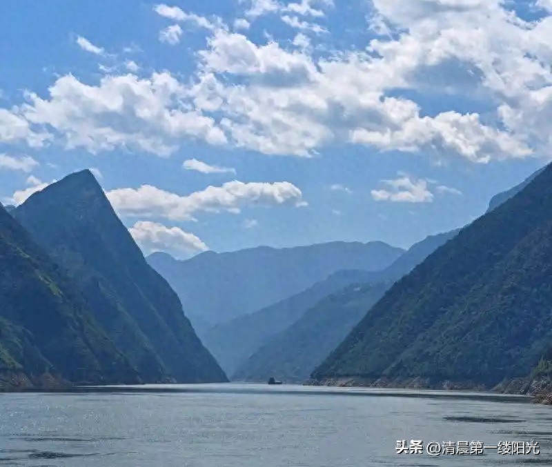 李白送孟浩然之广陵（原文及赏析）