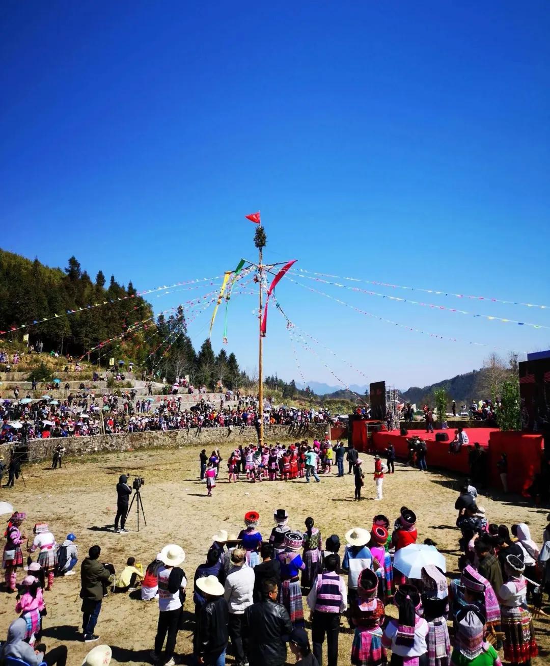 苗族的风俗习惯（饮食、节日、婚姻及礼仪）