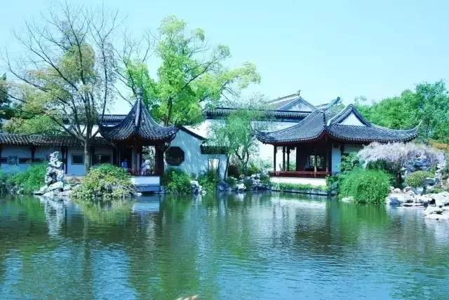 徐志摩情诗10首，句句深情，撩人心弦