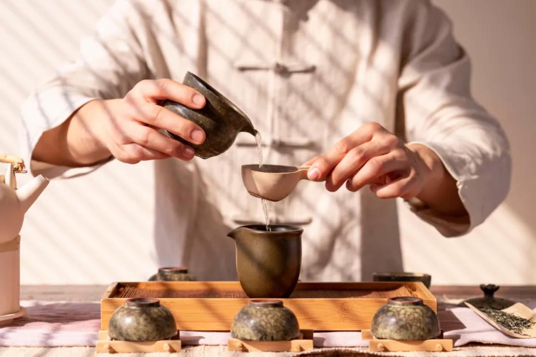 苏东坡诗词100句，写尽人生的百种滋味