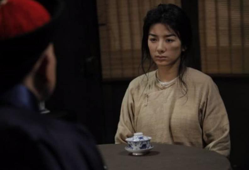 秋瑾诗词10首，欣赏巾帼英雄的豪情壮志